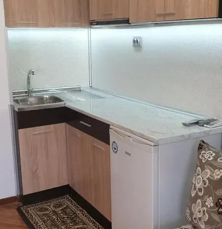 Primorsko Apartments *