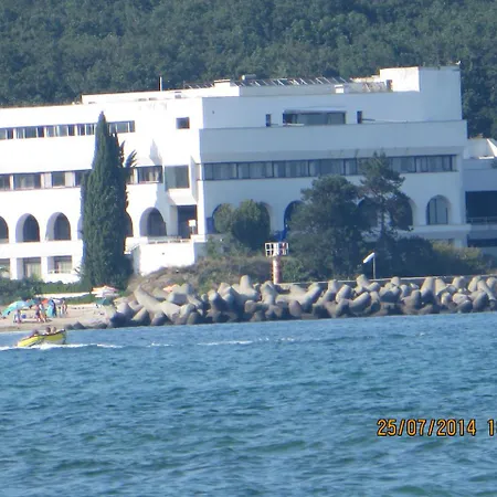 Primorsko Apartments 公寓 普里莫尔斯科