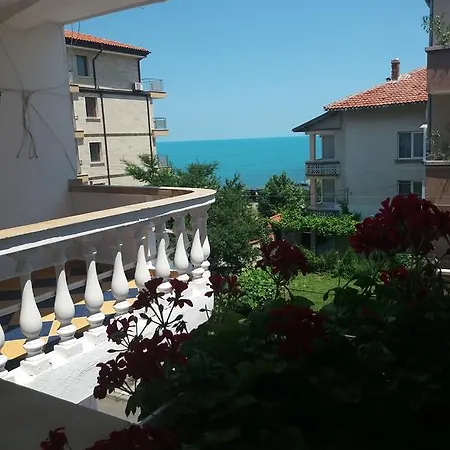 شقة Primorsko Apartments *