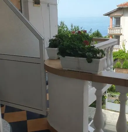 شقة Primorsko Apartments