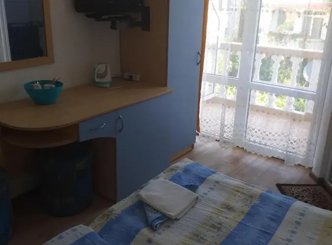 Primorsko Apartments Апартамент